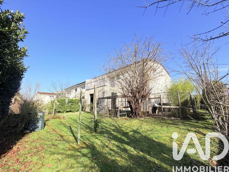 Maison - 90 m² - 4 pièces