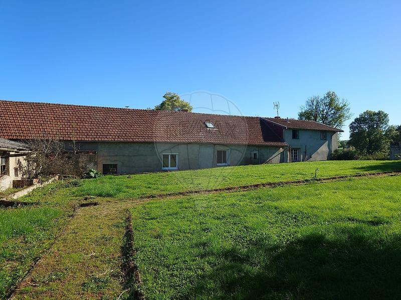 Maison - 182 m² - 9 pièces