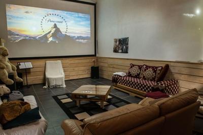 Maison en pierre - 373 m² - 12 pièces