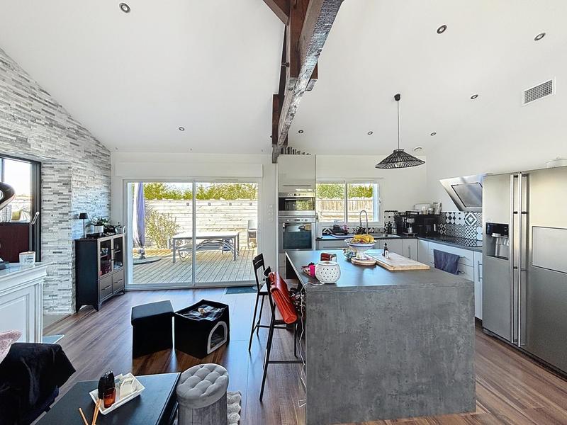 Maison - 103 m² - 5 pièces