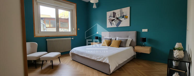 Maison - 80 m² - 5 pièces