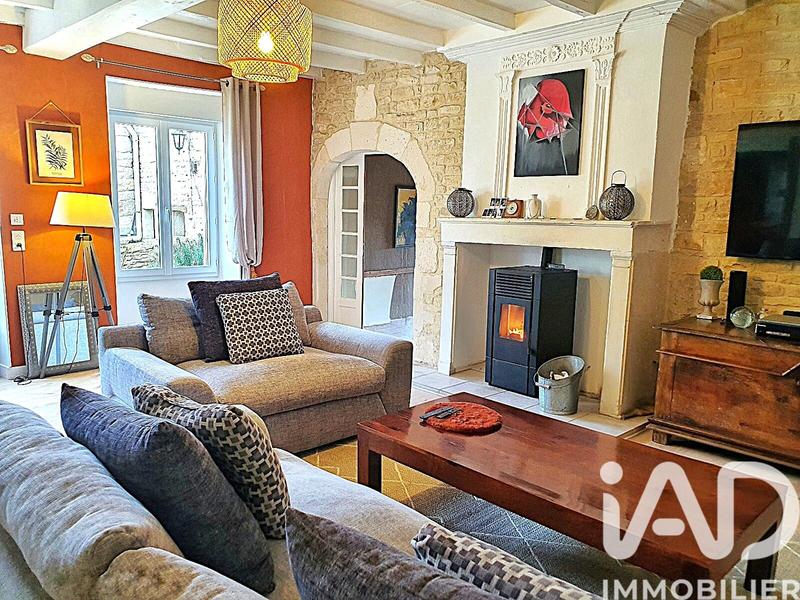 Maison - 250 m² - 7 pièces