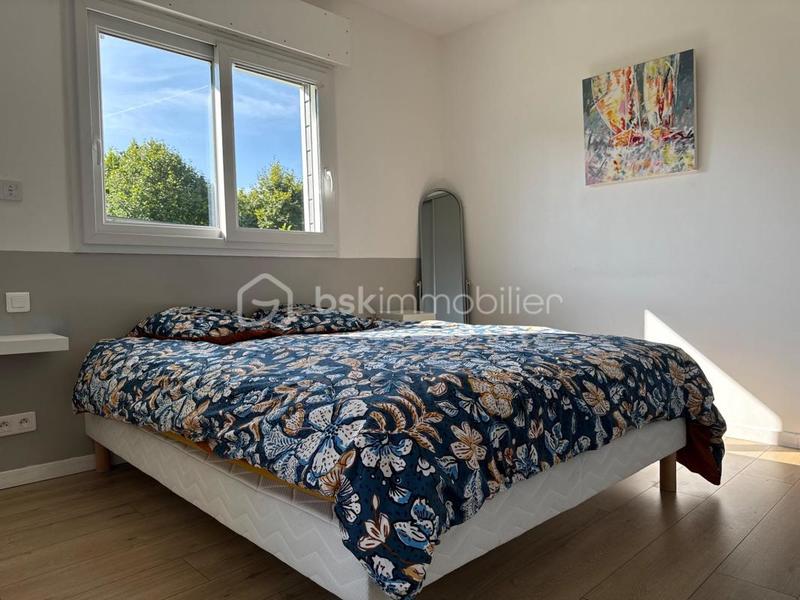 Maison traditionnelle - 135 m² - 8 pièces