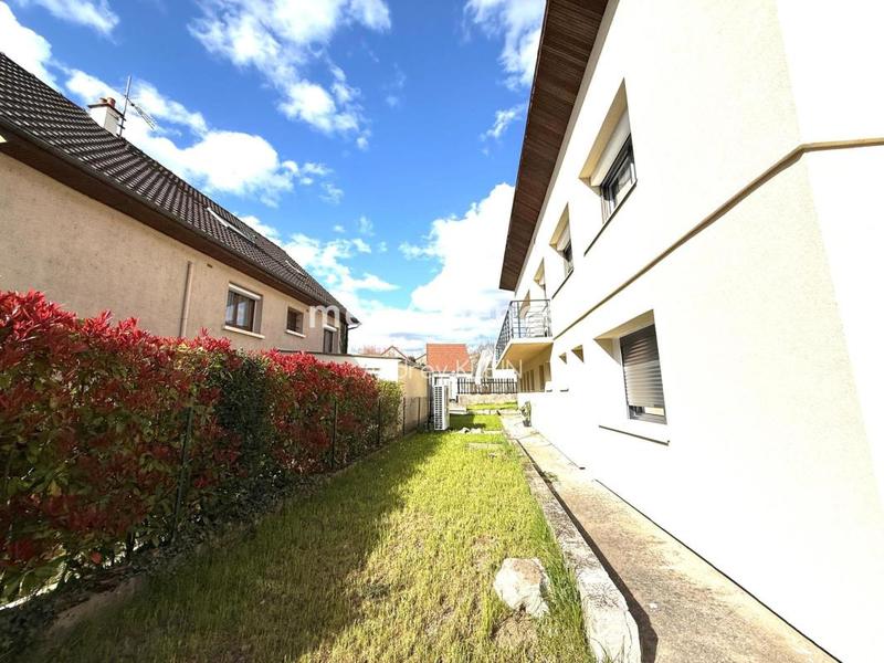 Maison de ville - 129 m² - 6 pièces