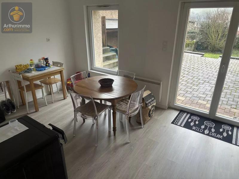 Maison - 210 m² - 7 pièces