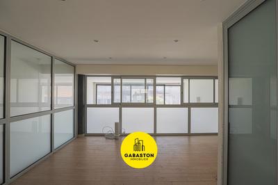 Appartement - 97 m² - 2 pièces