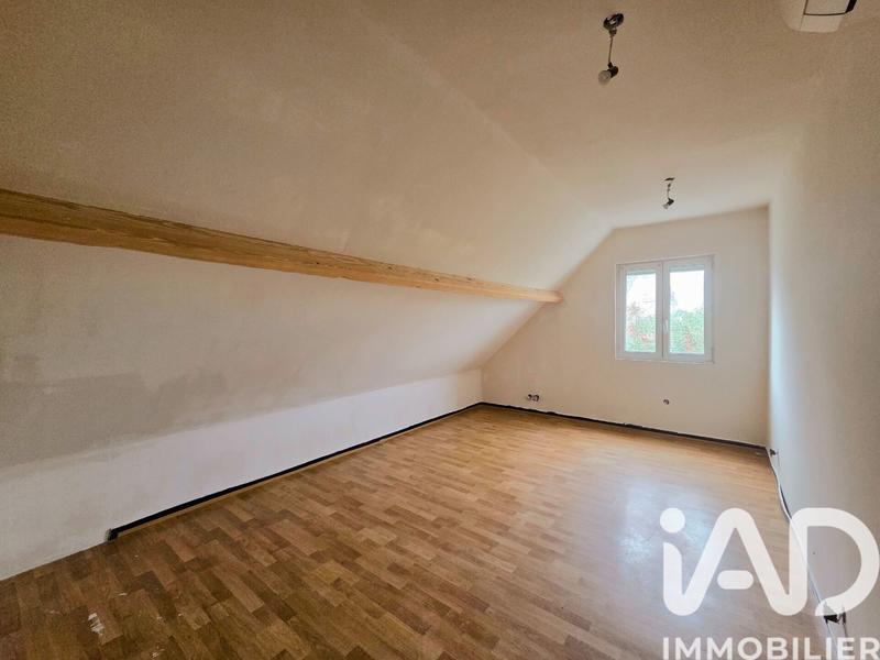 Maison - 93 m² - 5 pièces