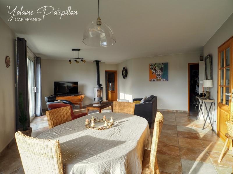 Maison - 136 m² - 8 pièces
