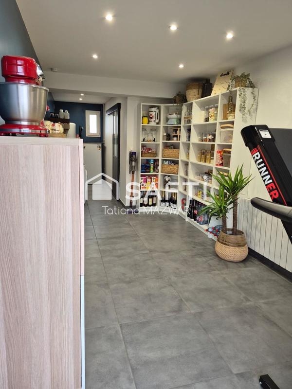 Maison - 101 m² - 5 pièces