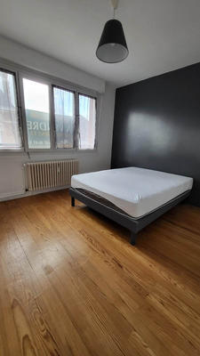 Appartement - 82 m² - 3 pièces