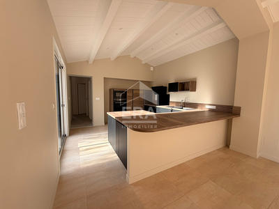 Maison - 120 m² - 4 pièces