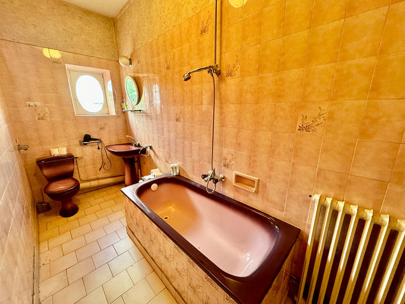 Maison - 105 m² - 6 pièces