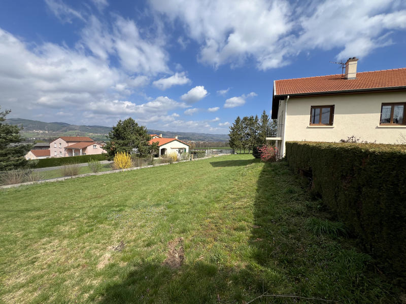 Maison - 110 m² - 10 pièces