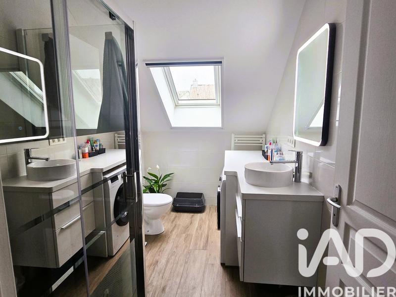 Maison - 80 m² - 4 pièces