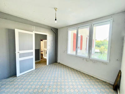 Maison - 135 m² - 8 pièces