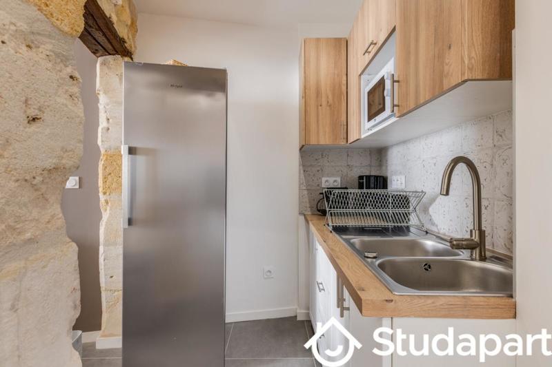 Chambre - 13 m² - 1 pièce