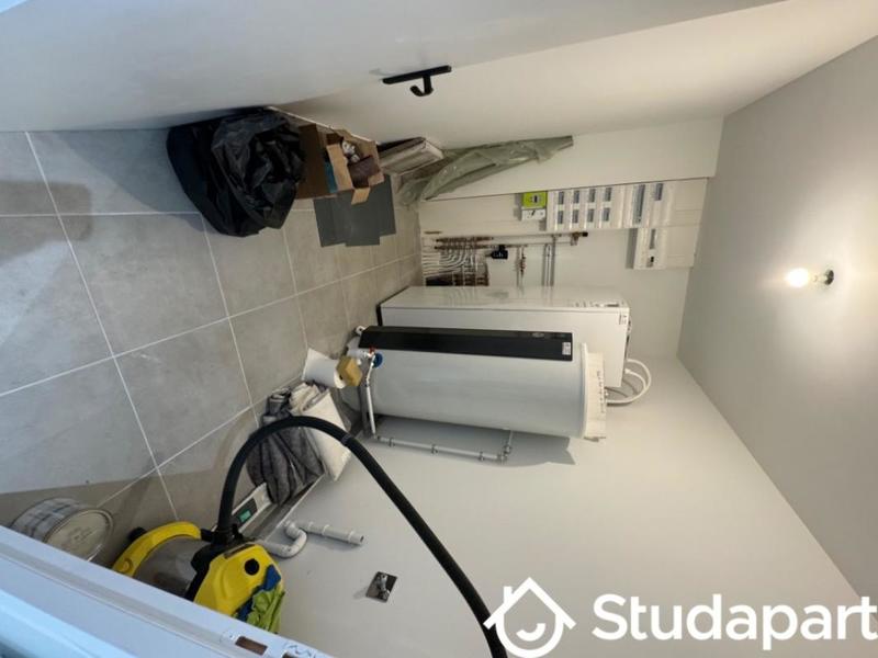 Chambre - 13 m² - 1 pièce