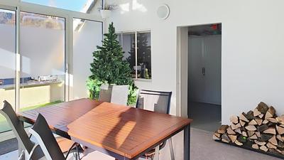 Maison - 181 m² - 6 pièces