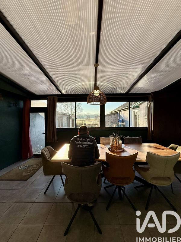 Maison - 237 m² - 7 pièces