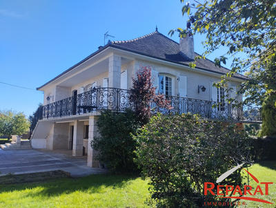 Maison - 130 m² - 5 pièces