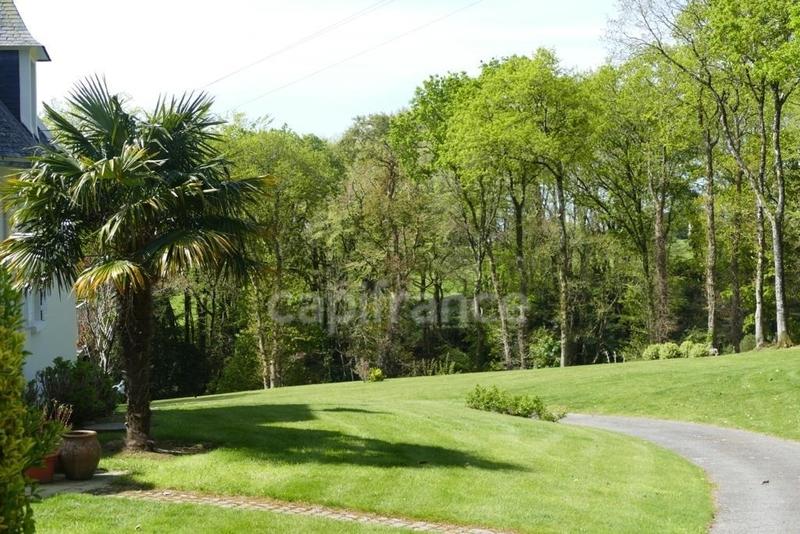 Maison bourgeoise - 324 m² - 9 pièces