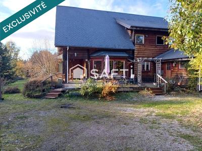 Châlet - 214 m² - 6 pièces