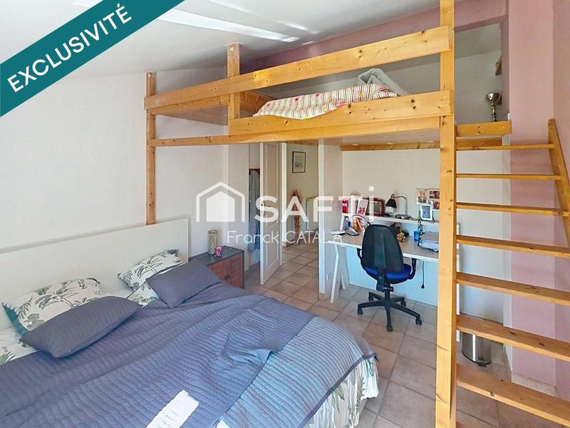 Maison - 185 m² - 6 pièces