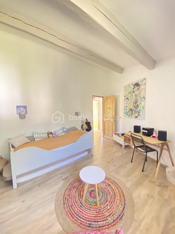 Villa - 185 m² - 6 pièces