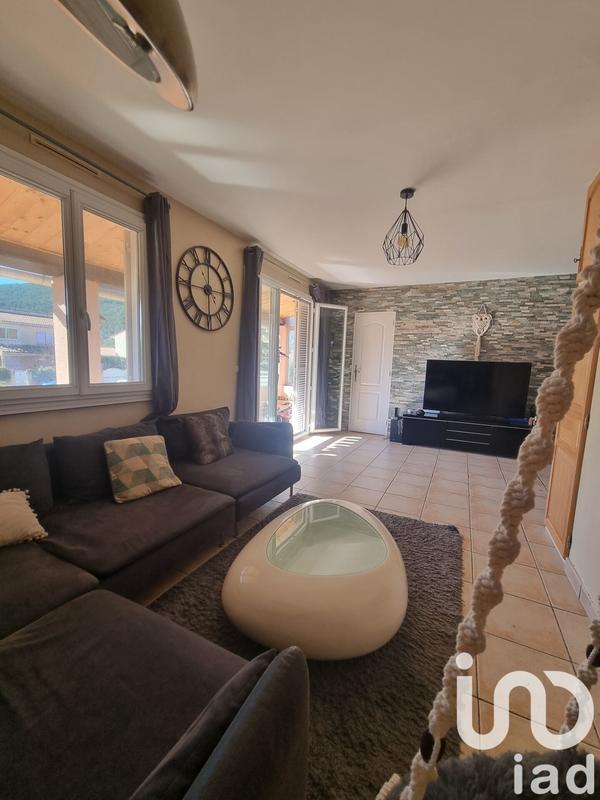 Maison - 162 m² - 6 pièces