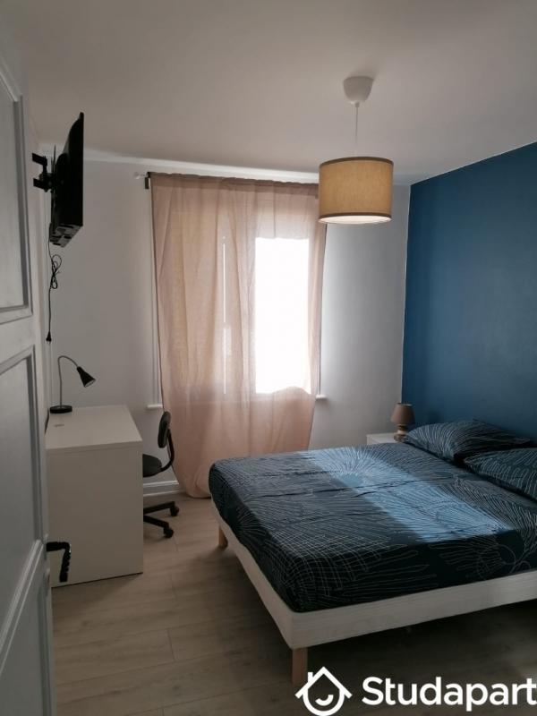 Chambre - 10 m² - 1 pièce