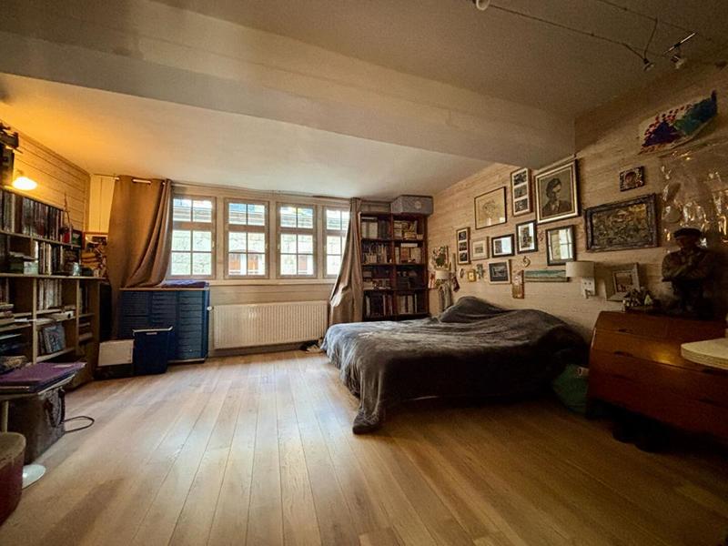 Maison - 225 m² - 5 pièces