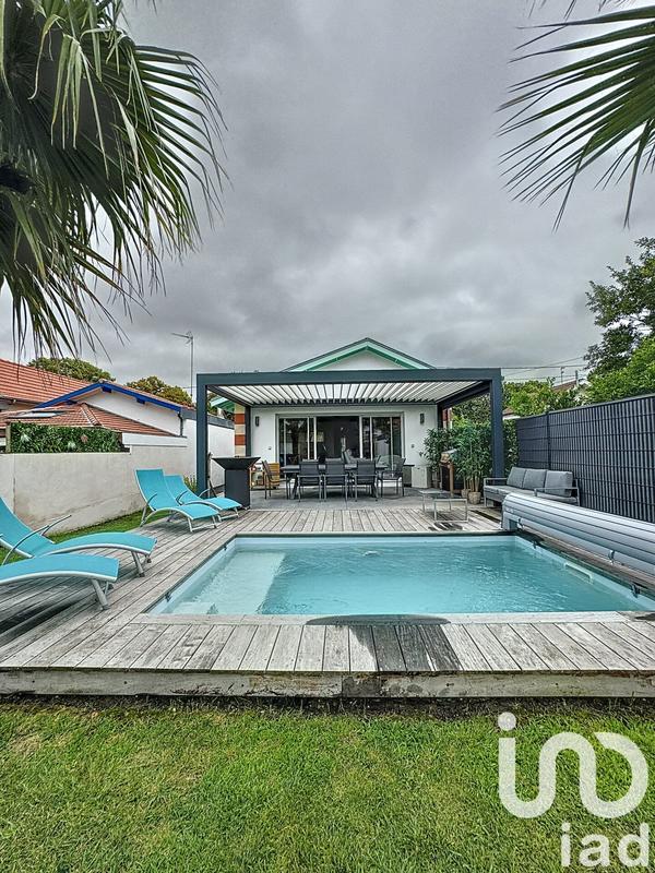 Maison - 90 m² - 5 pièces