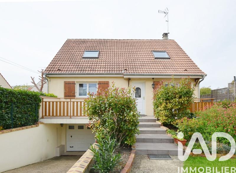 Maison - 98 m² - 4 pièces