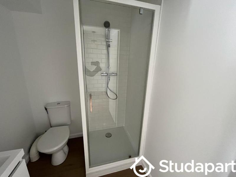 Chambre - 50 m² - 1 pièce