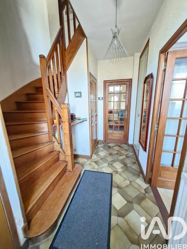 Maison - 137 m² - 7 pièces