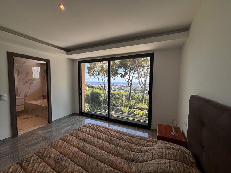 Villa - 370 m² - 7 pièces