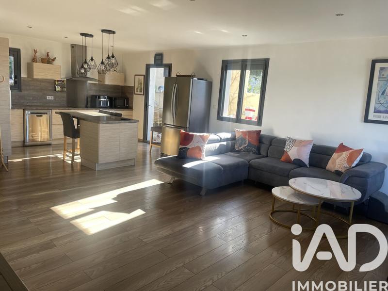 Maison - 140 m² - 5 pièces