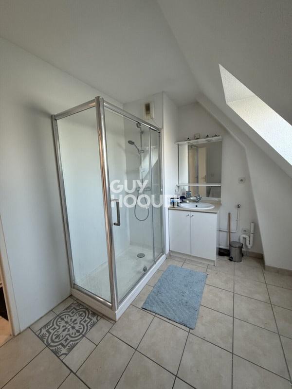 Appartement - 60 m² - 2 pièces