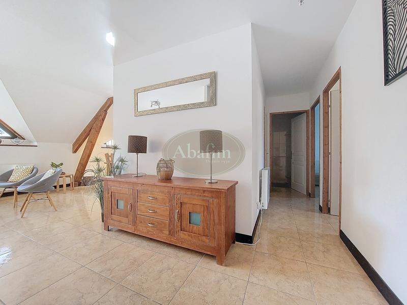 Appartement - 60 m² - 4 pièces