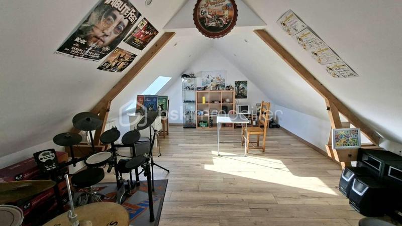 Maison en pierre - 147 m² - 7 pièces