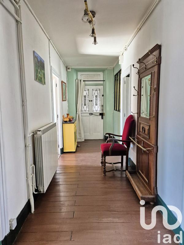 Maison - 232 m² - 8 pièces