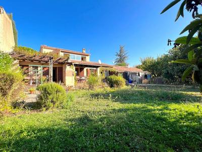 Villa - 90 m² - 4 pièces