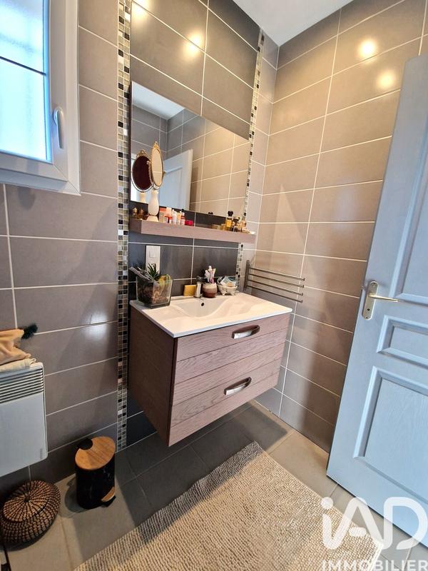 Maison - 85 m² - 4 pièces