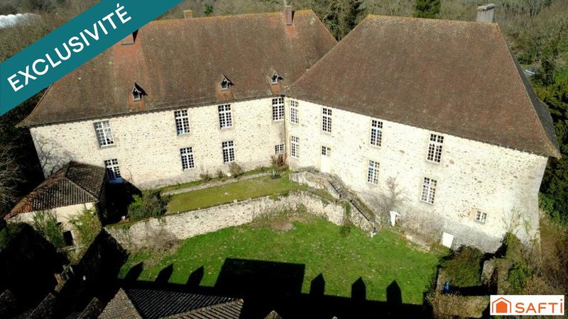 Château - 830 m² - 16 pièces