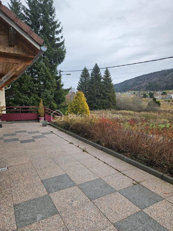 Maison traditionnelle - 117 m² - 5 pièces