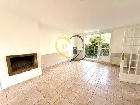 Maison de village - 154 m² - 9 pièces