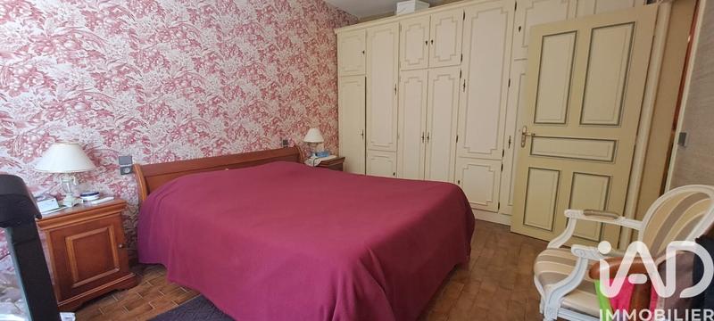 Maison - 280 m² - 9 pièces