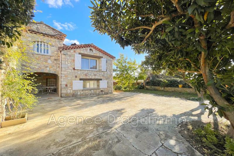 Villa - 130 m² - 4 pièces
