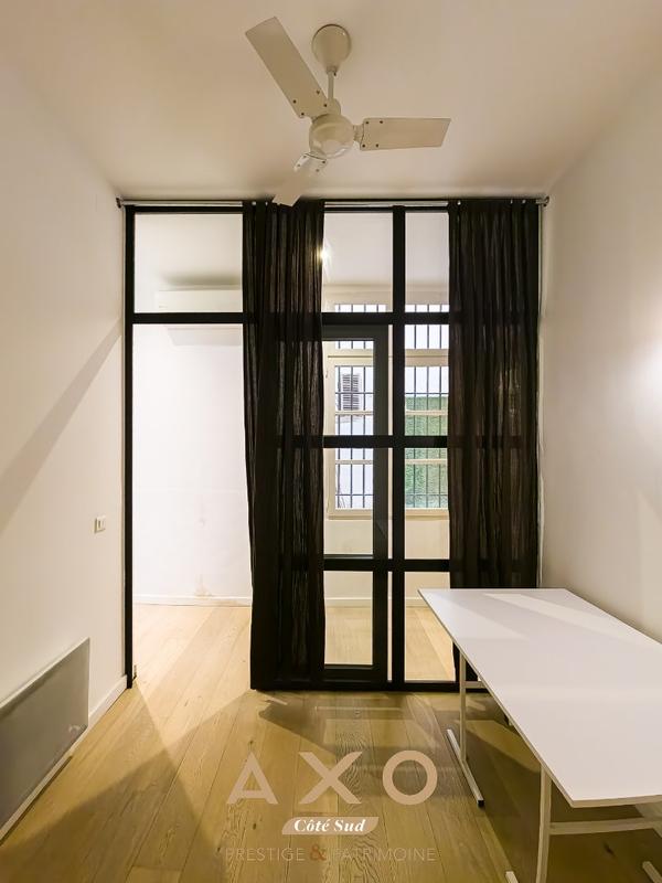 Appartement - 80 m² - 3 pièces