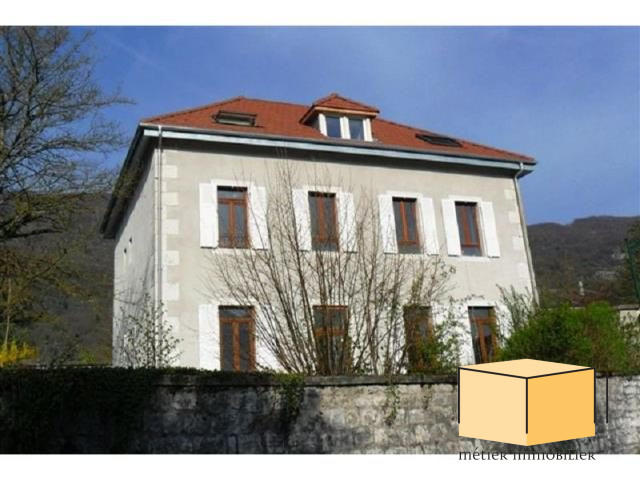 Appartement - 79 m² - 3 pièces